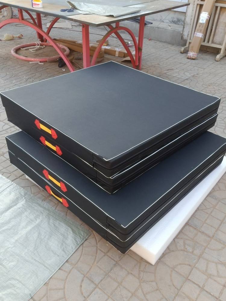 Empty Putting Put of Sports Cushion Sports Cushion Sponge Practice Cushion Side Folding Direct Martial Arts Pad Protective Cushion