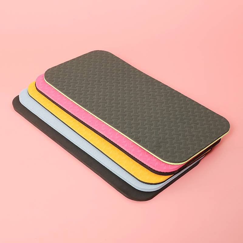 Tablet support pad thickened and abdomen wheels, knee -nursing knee pads, portable fitness sports yoga cushion trumpet mini
