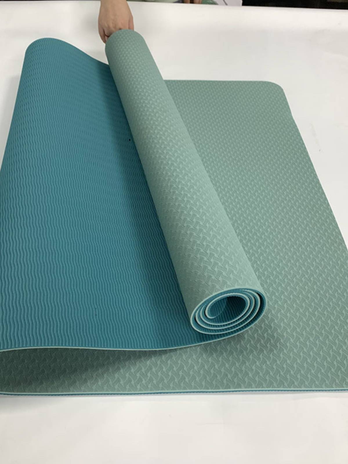 Micro -defective yoga pad, thick and wide anti -slip fitness pad dance dancing, sound barrier, shock reduction cushion floor cushion household use