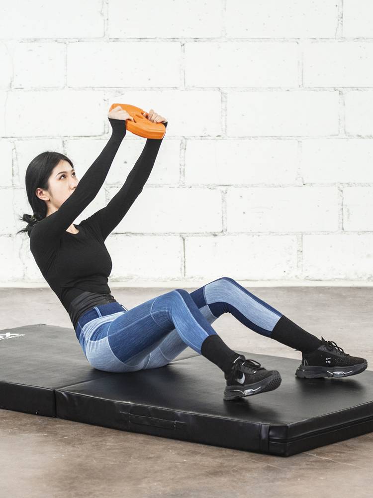 Commercial sports physical fitness training cushion household gymnastics pads up lying up and make mats high -strength sponge folding jump high pads