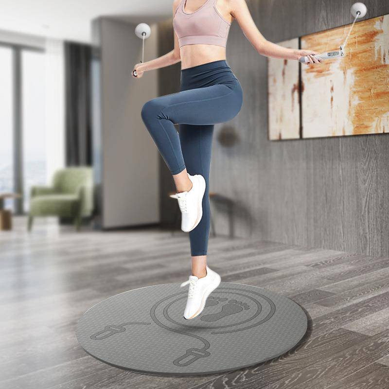 Indoor silhouettes, silhouettes and high-density circulars with gymnastic yoga mats