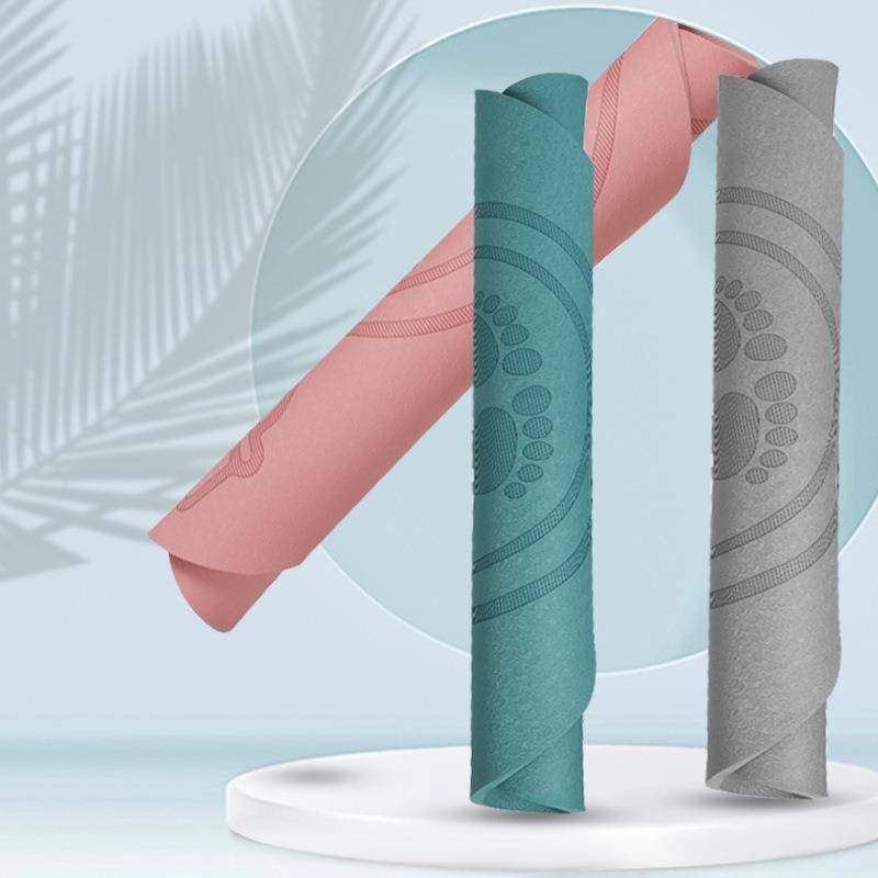 Indoor silhouettes, silhouettes and high-density circulars with gymnastic yoga mats