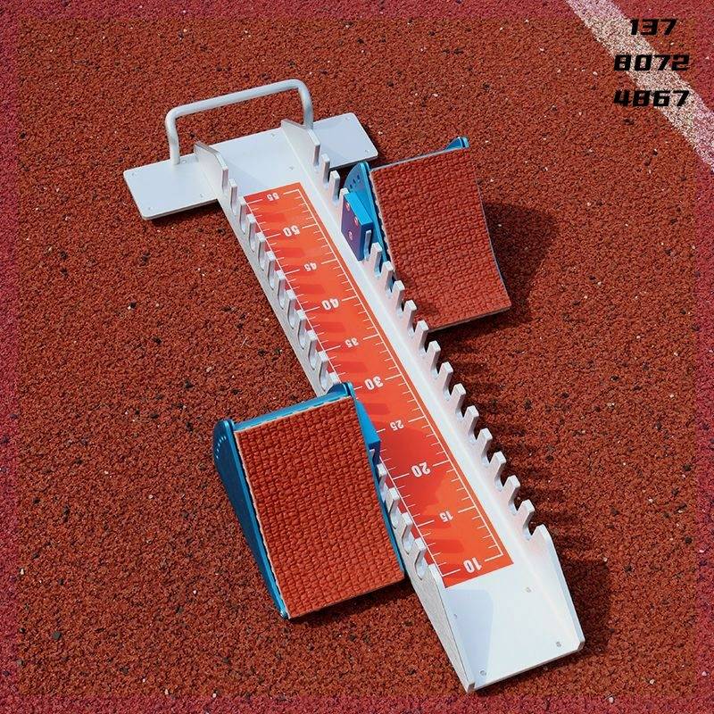 Aluminium alloy troupe pedals, plastic short-run track assisters, multi-purpose training in track and field trades
