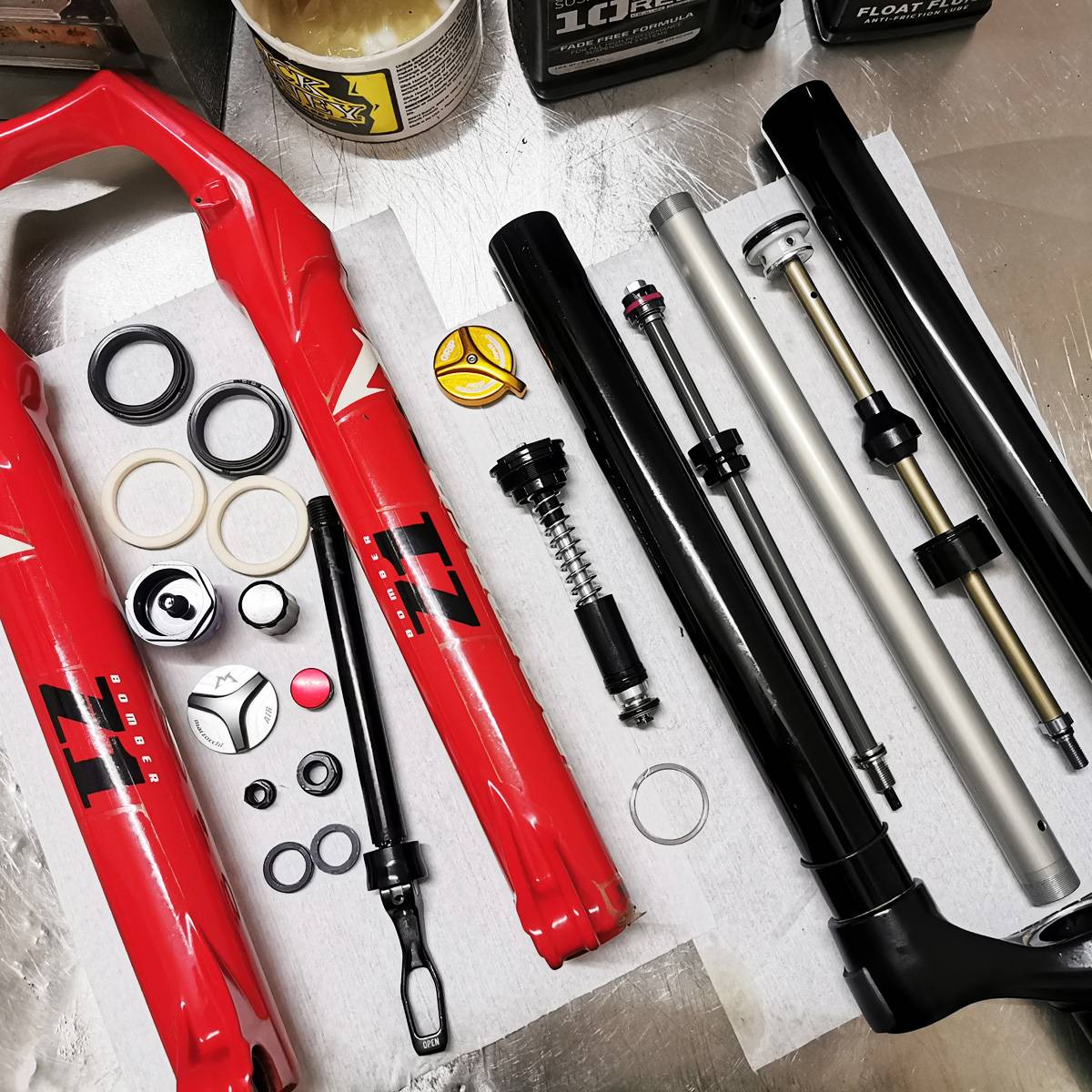 fold rockshox DT swiss x-fusion front fork maintenance and boldly change process headpipes