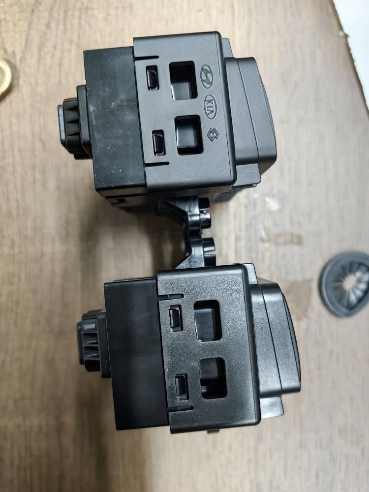KIA JIA'S NEW 18/19/20 SMART-RUN ELECTRONIC BRAKE SWITCH P-BUTTON PLANT