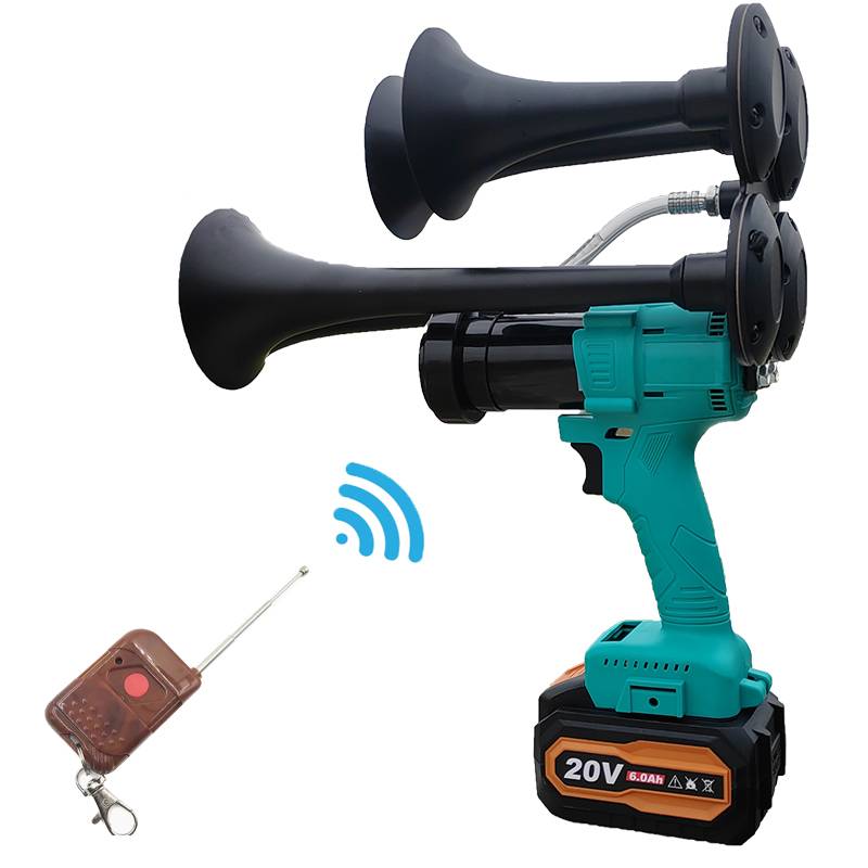 Four-wheeled horns, one charge with remote control