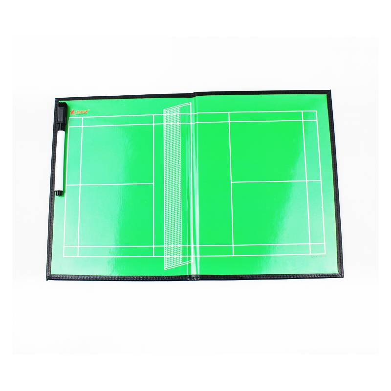 The Wuko Star badminton trainer trained on the folding mapboard badminton magnetic tactical plate