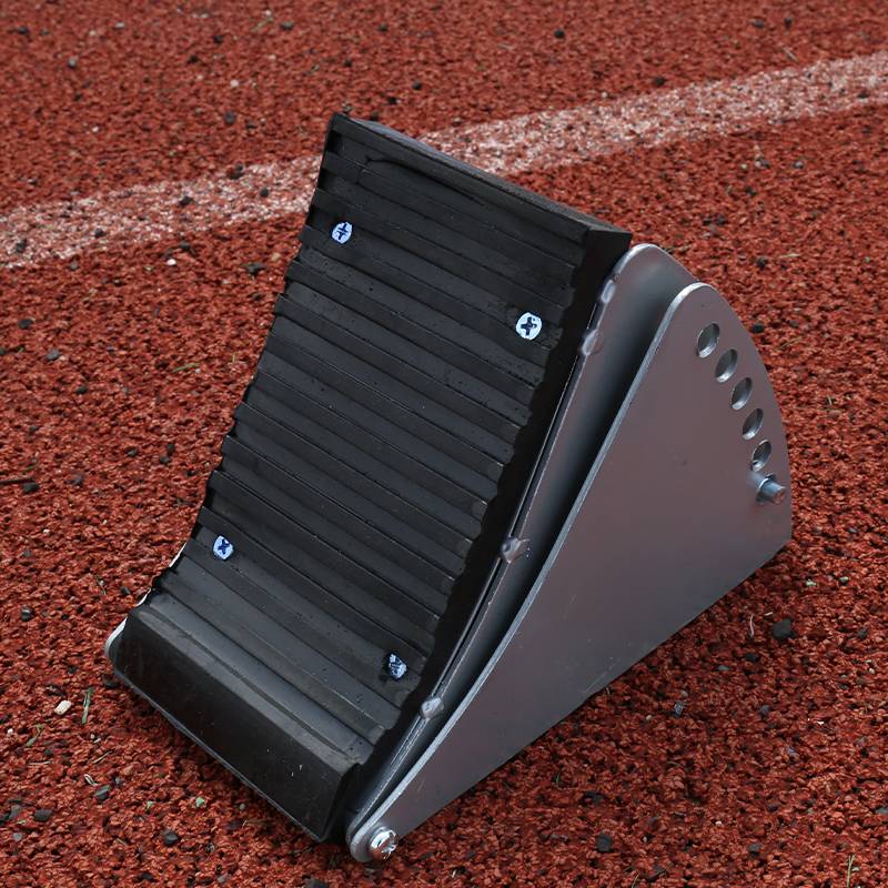 Accommodators for track starters regulate plastic runway aluminum alloy training
