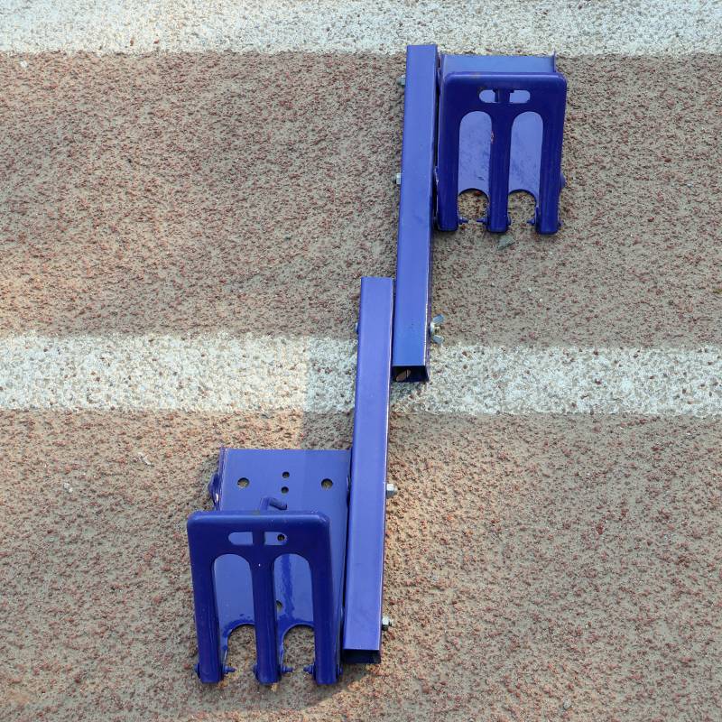 Aluminium alloy/steel starters for the start-up track and track competition for the control of plastics runways