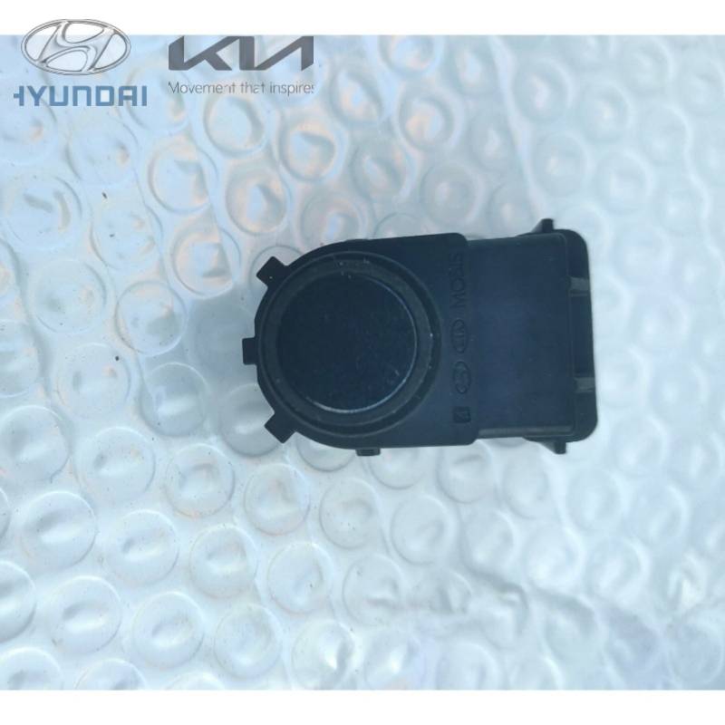 The new modern Kia-A-A-X-X-35 radar's back-to-back with the G-Run Radar head sensors