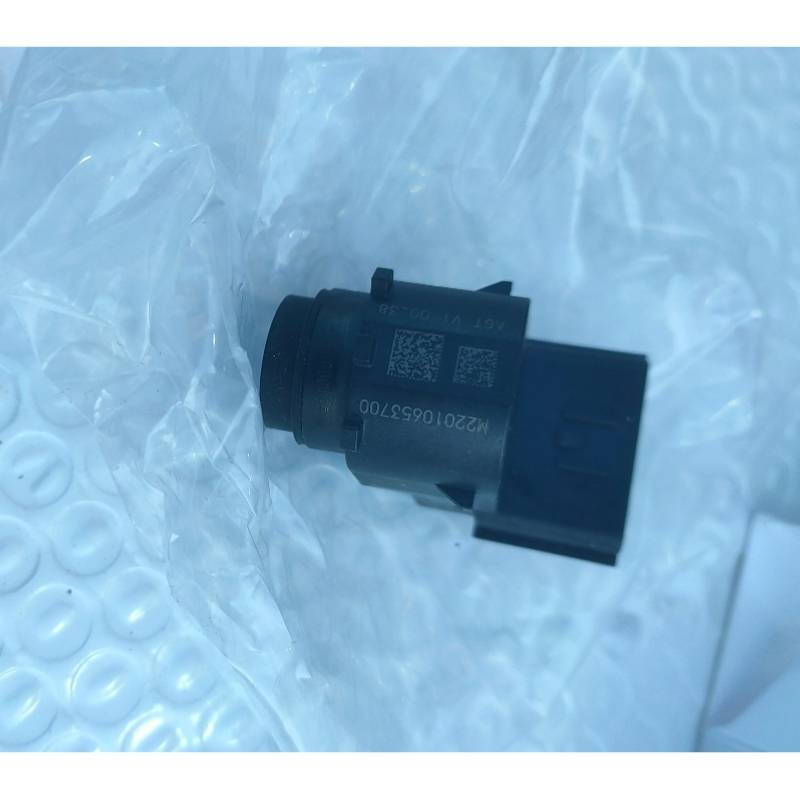 The new modern Kia-A-A-X-X-35 radar's back-to-back with the G-Run Radar head sensors