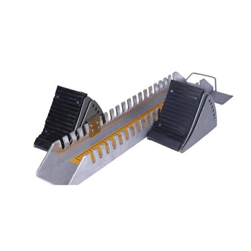 Aluminium alloy multi-purpose plastic track starter training in track and track short-runs