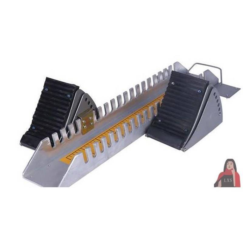 Starter's All-Hand-A-System Sports relay training on aluminum alloy for foot-fixing