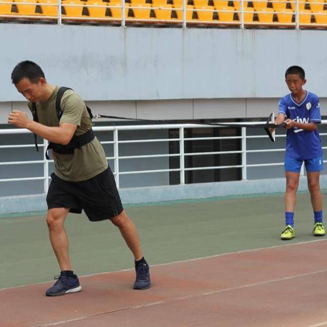 New sprinting, drag-and-release training equipment