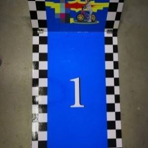 General-board kindergarten ramp roller-drive equipment to train children for running barriers, balance