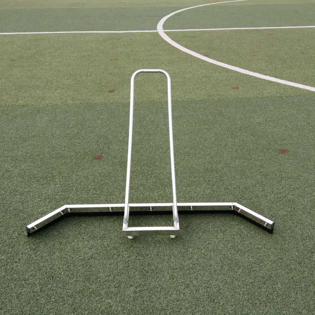 The stainless steel pusher