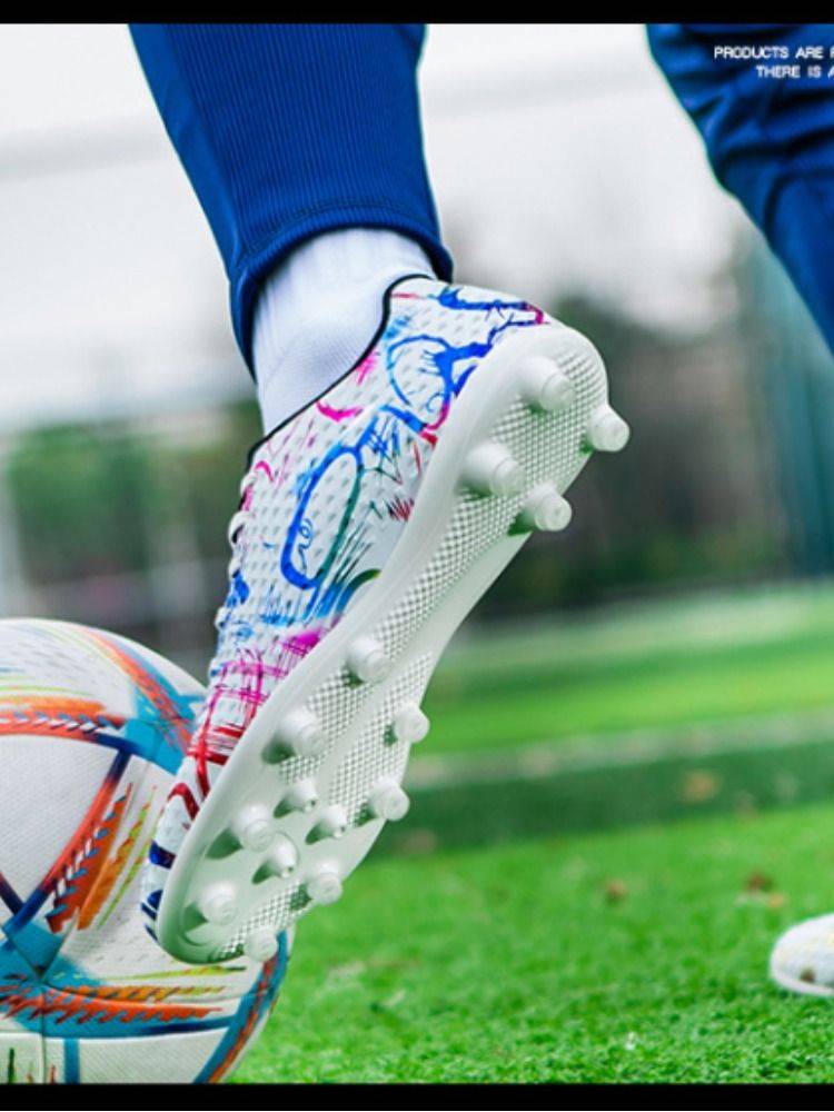 2024 New Football Shoes Section Season Season Men and Women Students Sports Shoes Long Short Broken AGTF Nail Anti -slip Training Shoes