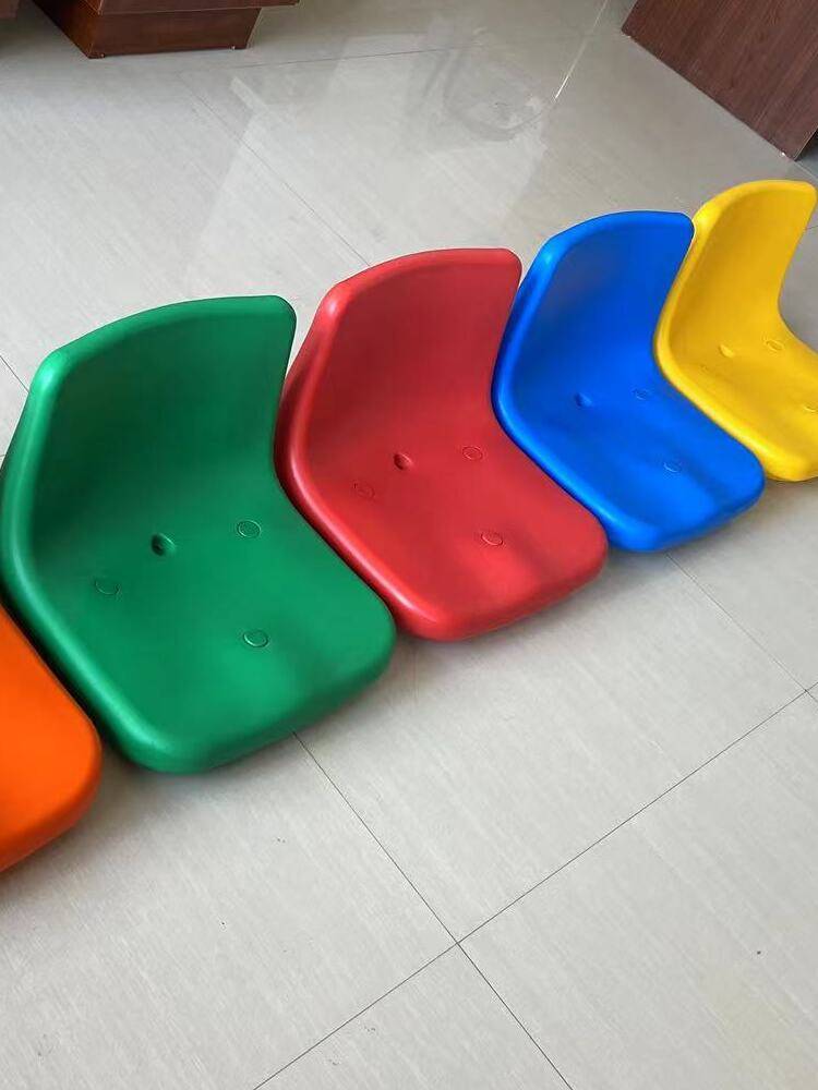 Stadium watching seat indoor outdoor cement floor telescopic audience seat plastic chair manufacturer Zhongkong blowing plastic seat