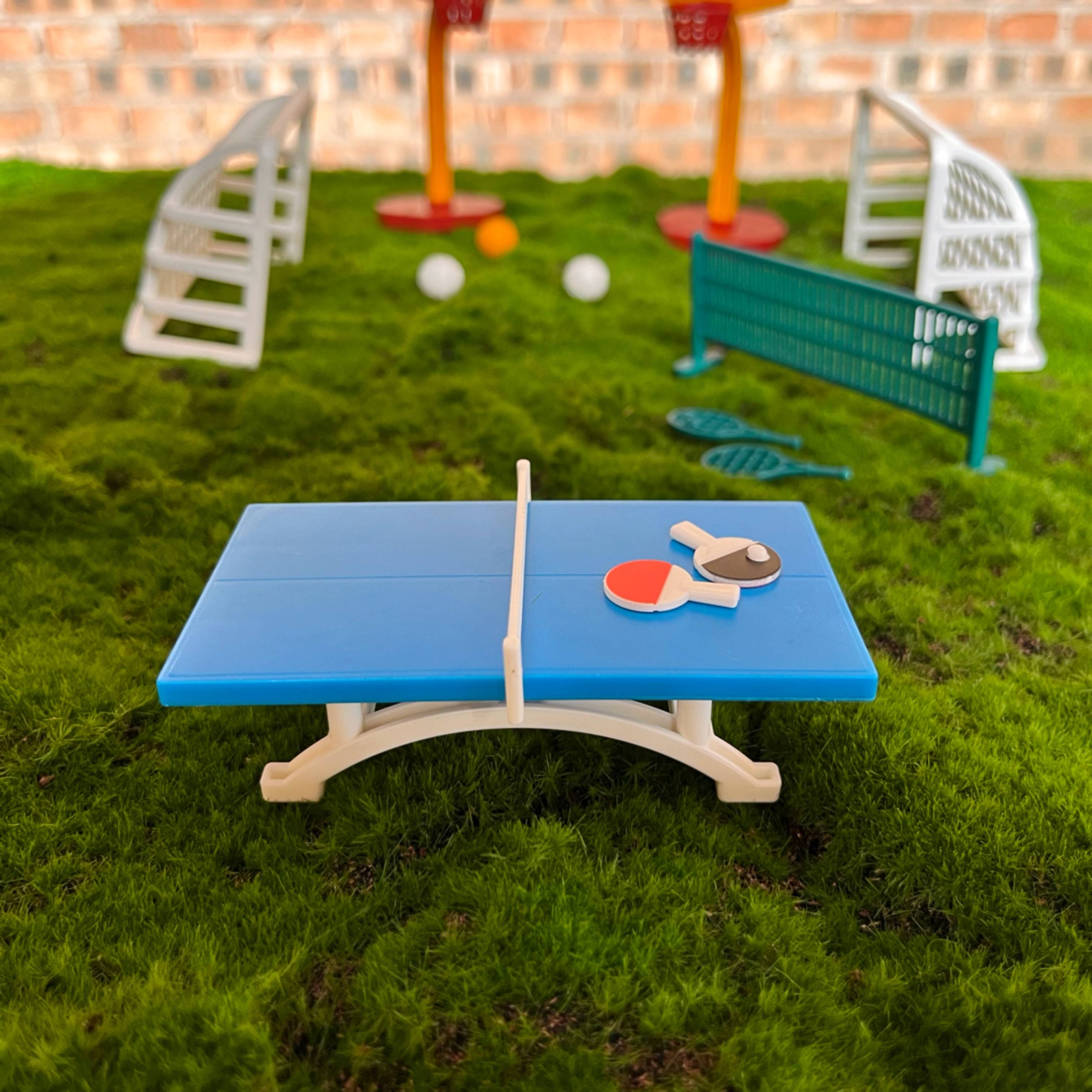 Scene model simulation micro -shrinking sports equipment basketball frame tennis table tennis football micro -view sand table decoration