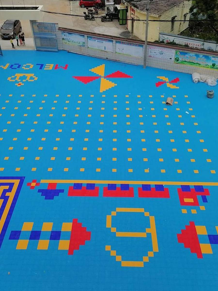 Suspended floor Kindergarten outdoor basketball court stitching plastic ground cushion courtyard outdoor children's sports non -slip runway