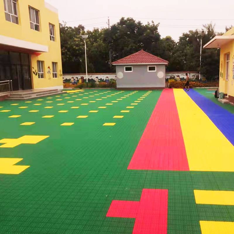 Kindergarten special suspended floor outdoor basketball court anti -slip stitching floor cushion thickened playground runway