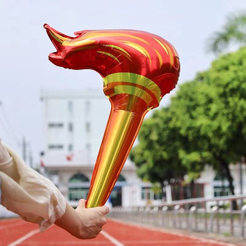 Ten balloons for the torcher