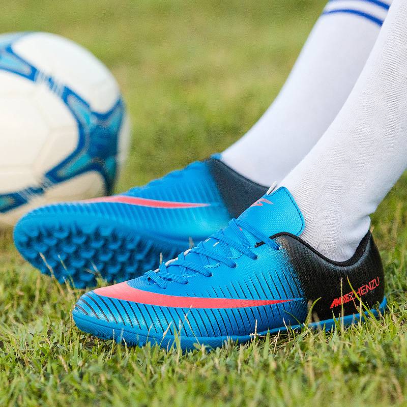 Ronaldo genuine football shoes men and women adult AG long nail children TF broken nail assassin poison bee -making student competition