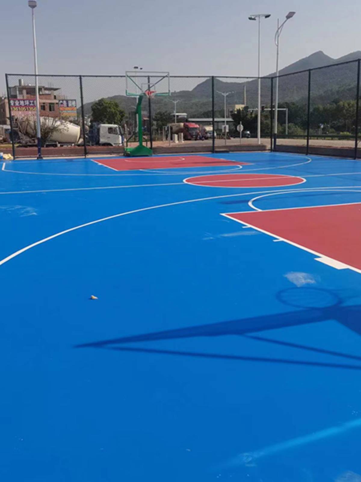 Water -based acrylic basketball venue paint paint waterproof and outdoor sunscreen sports venue silicon PU paint line paint
