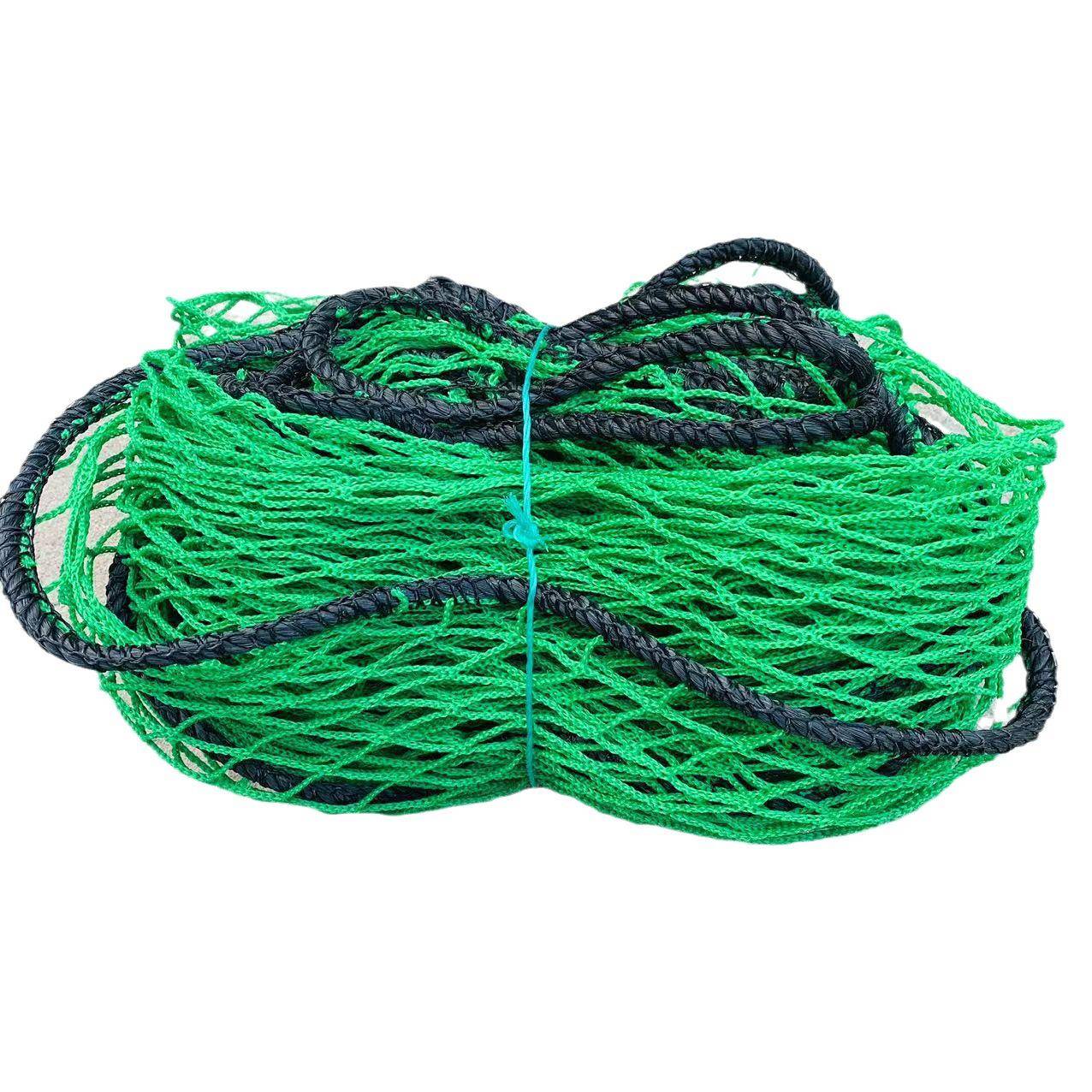 Green golf indoor exercise network no network sports ball network venue intercepting the fence of the football field polyethylene network