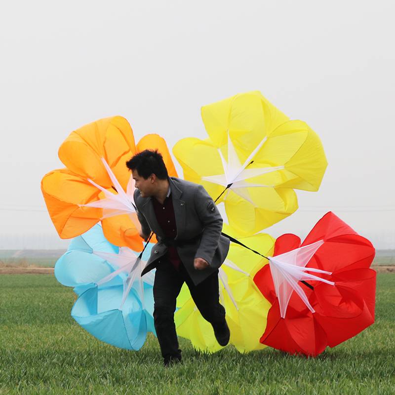 Over large resistance (five umbrellas) contains a collection bag