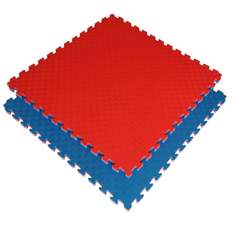 the street mats are special training in bboy taekwondo for bubbles