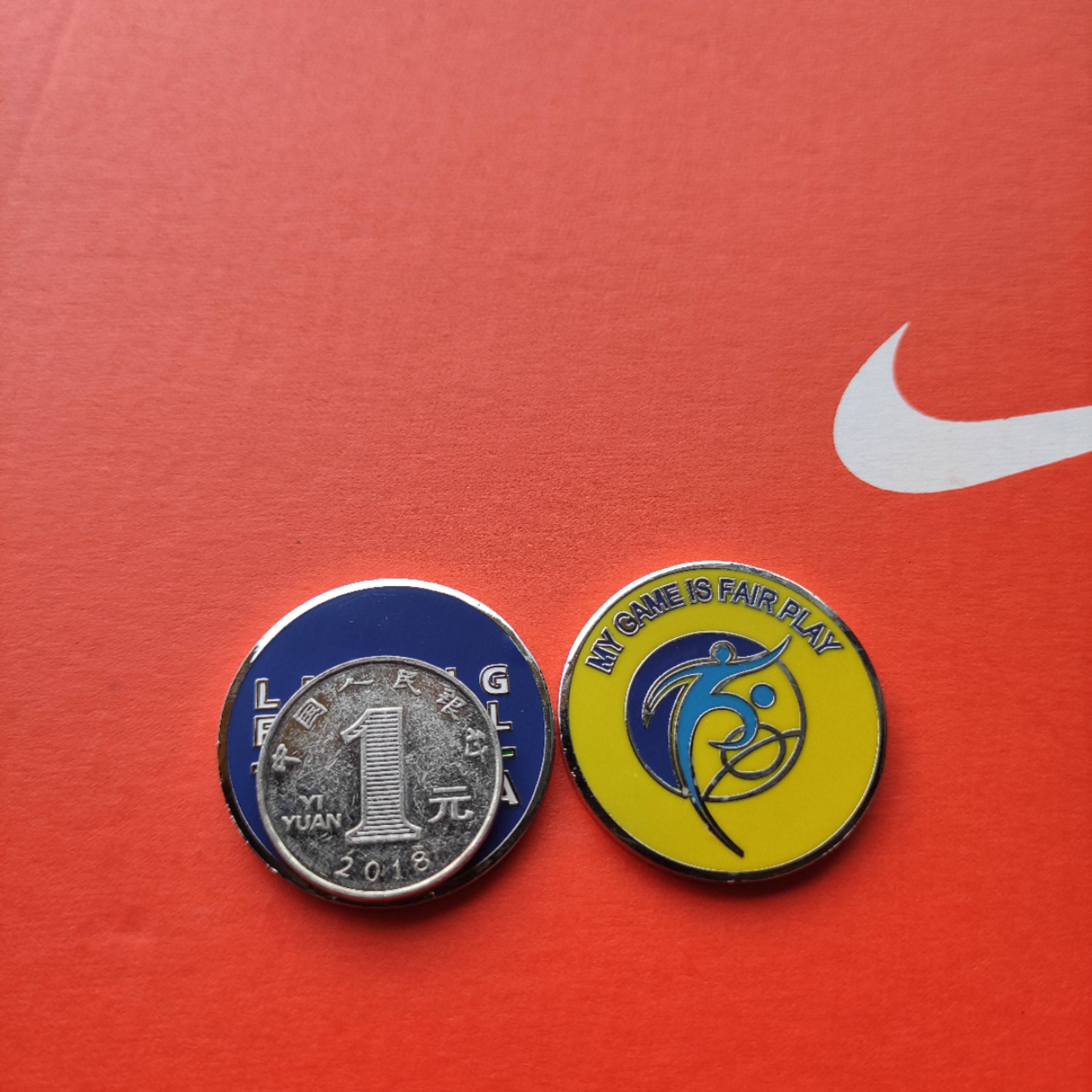 Shangjitang#Football referee picking border selection border currency refereee equipment FIFA props thickened and aggravated