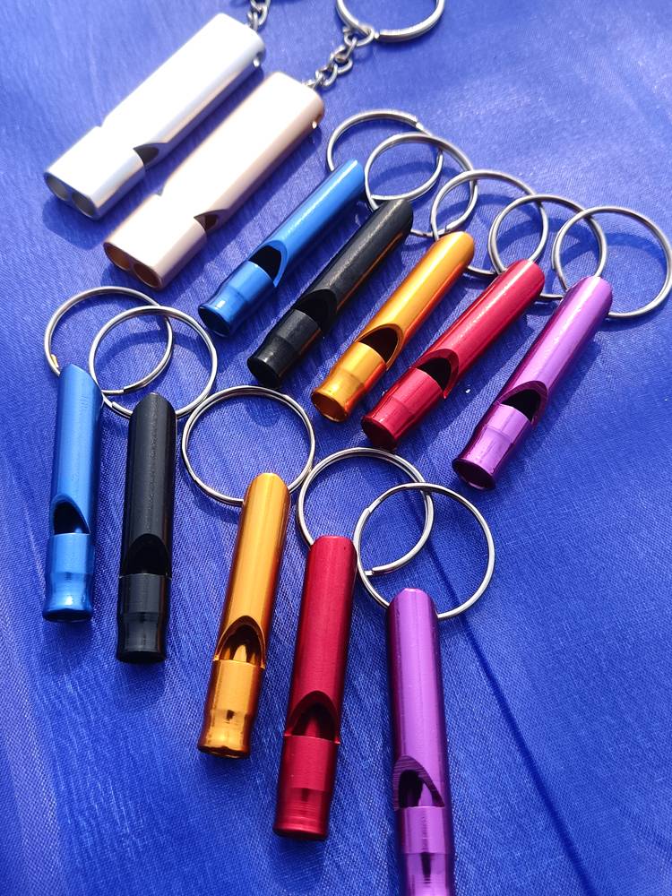 Outdoor travel mountaineering life mouth whistle training high -frequency treble referee whistle survival equipment survival dual -hole explosion sound