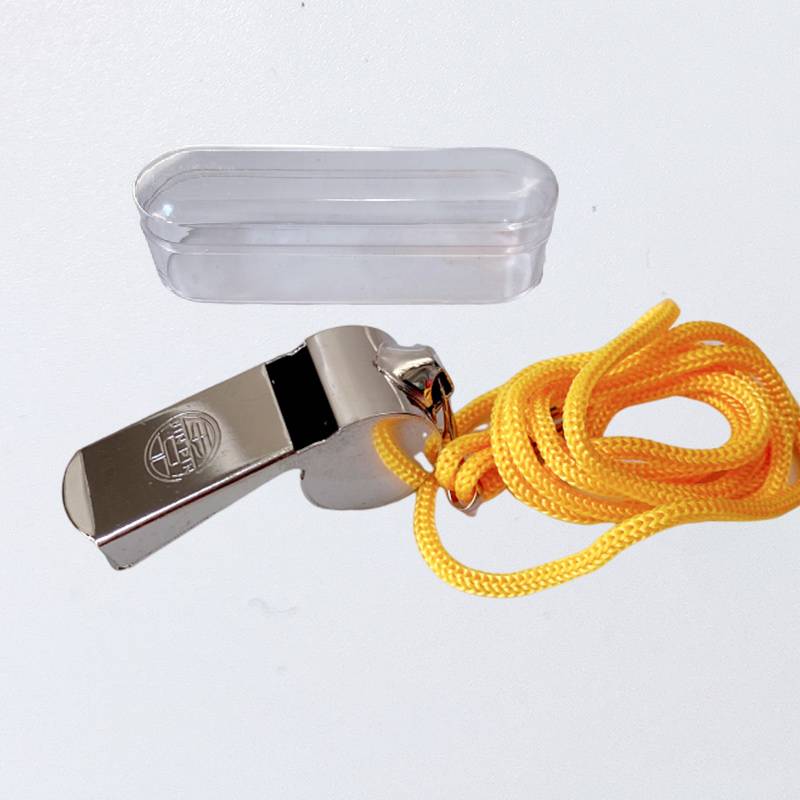 Metal whistle