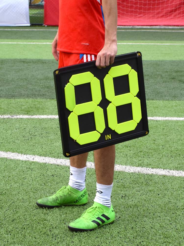 Austrian football replacement card double -sided script charter two -digit four -digit score training competition referee equipment
