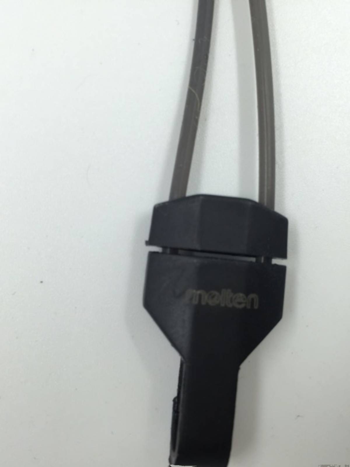 Molten Motten explosion -proof rope basketball referee NBA/FIBA referee whistle