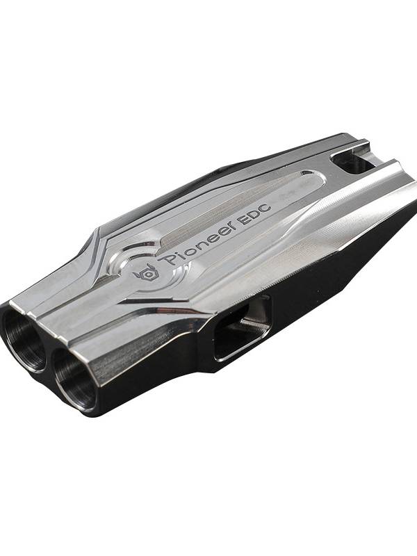 Factory titanium alloy whistle outdoor search for spot training supplies high -frequency referee high decibel whistle