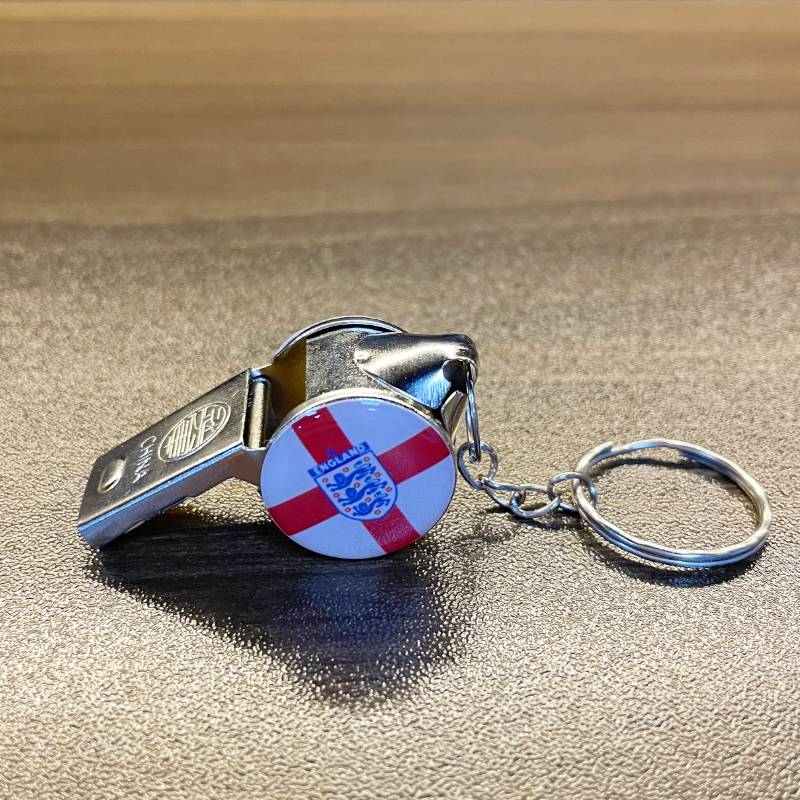 (England) 05 metal whistle