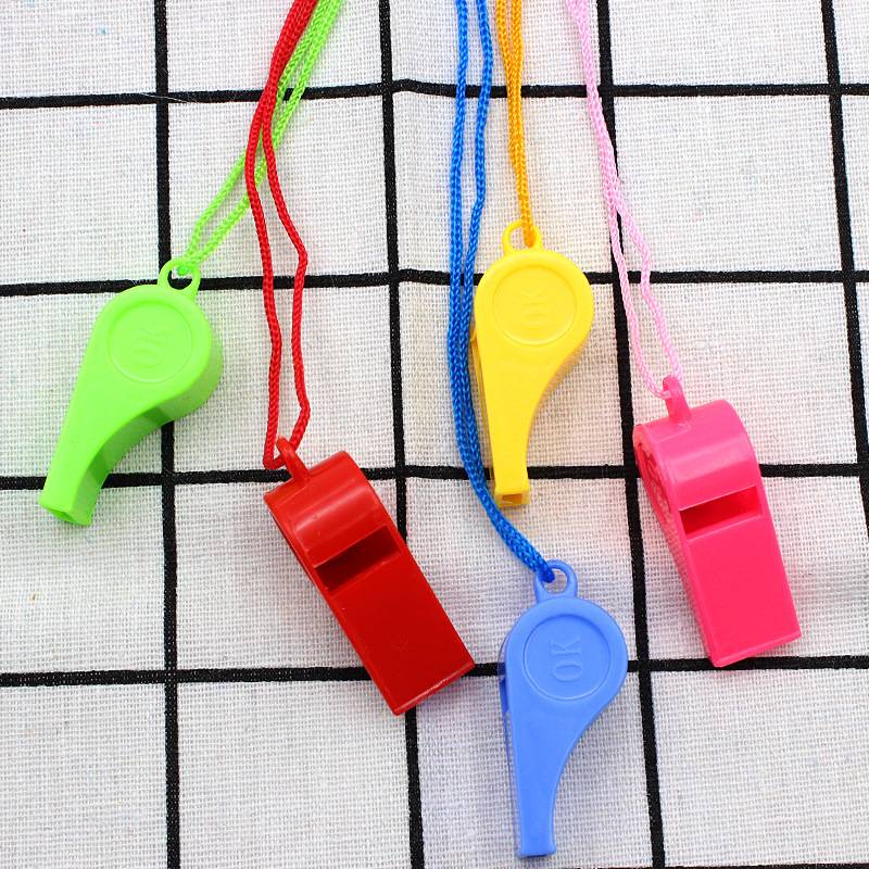 Manufacturers directly provide plastic whistle sporting goods color mouth whistle referee whistle to voic children toys wholesale