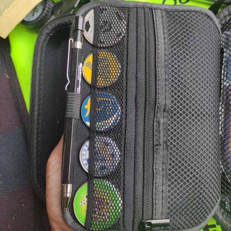 Shangjogitang#Football referee equipment storage red yellow card picker mouth whistle Referee portable set