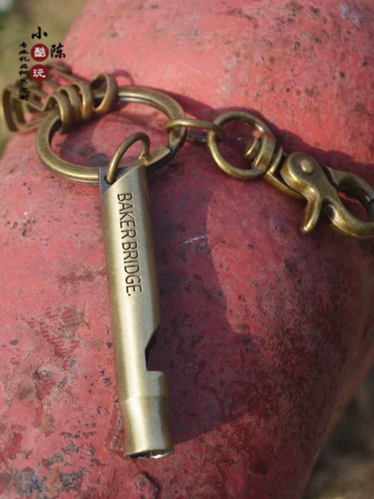 HIGH-SONIC SURVIVAL RESCUE OF OLD COPPER-COLOURED EURO-AMERICAN RETROPHAGUS PLATINUM NECKLACE CLAREL WHISTLING DESIGN OF LOGO
