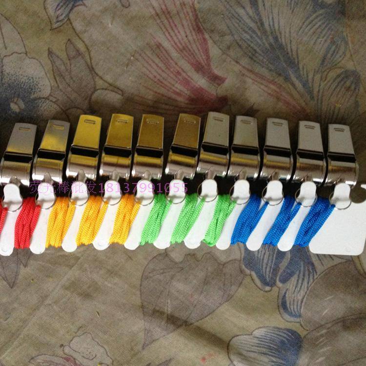 A new version of 0.2524 gold quality for an outdoor sports basketball referee in the stainless steel junction of metal