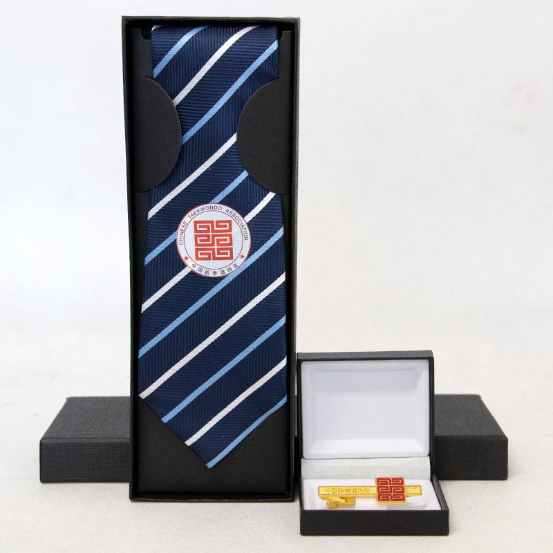 Tie style 2+ tie clip