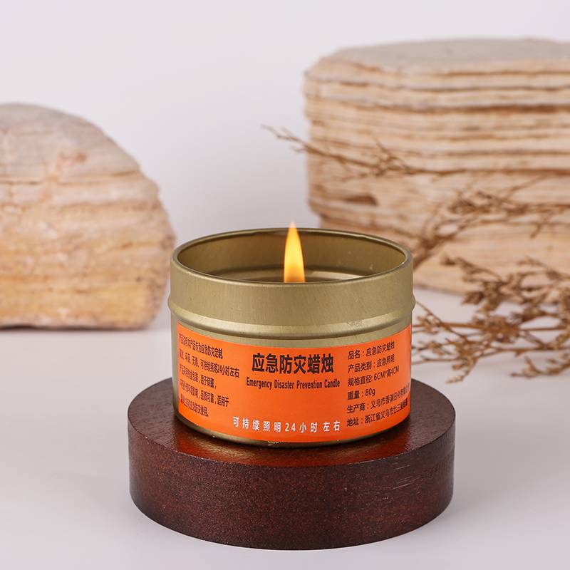 Emergency disaster prevention candles are prepared for outdoor equipment and supplies, household power outage lighting materials