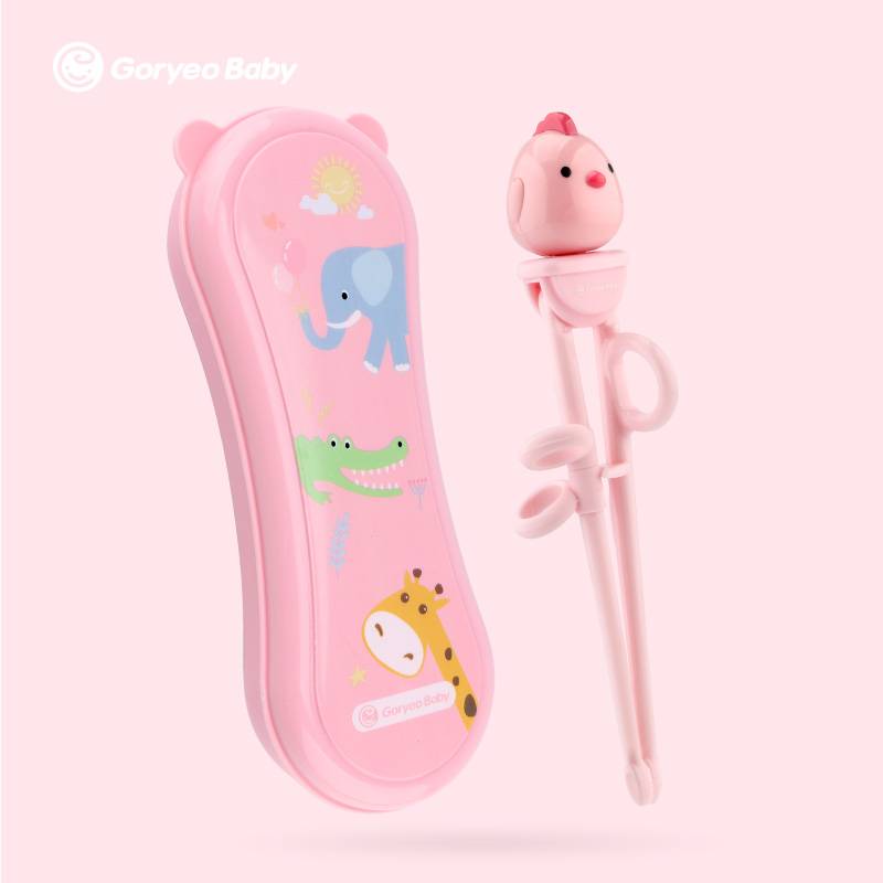 Pink chicks learn chopsticks+boxes