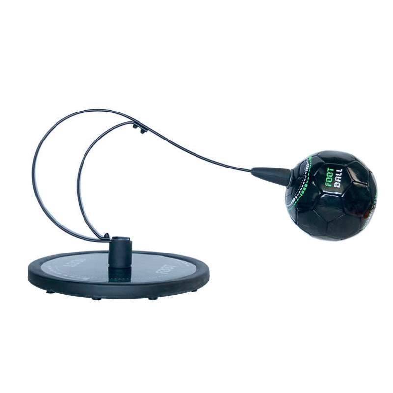 Children with a trainer football football ball with a ball training trainer, a ball bag, kicking football%auxiliary