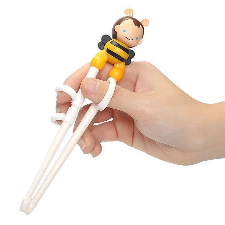 Children's chopsticks Learning to train chopsticks, one section of the two -stage baby auxiliary chopsticks 2 4 4 -year -old children's tableware package for tableware package