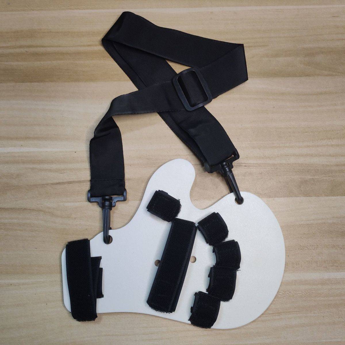 White+strap
