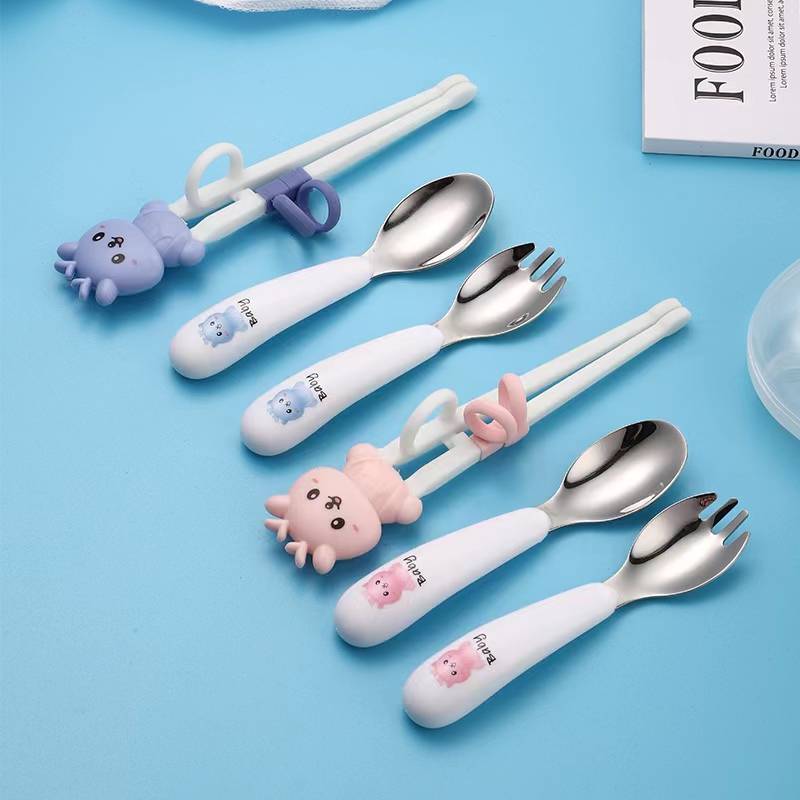 Children's chopsticks automatically played chopsticks to assist in learning, training training.