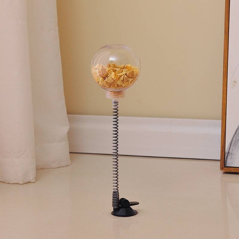 Simple suction cup leaky ball